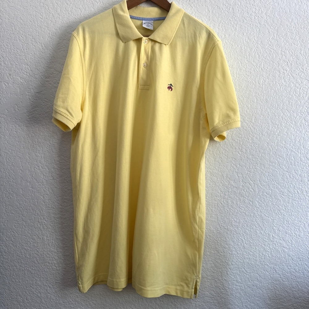 Brooks Brothers Slim Fit5 Yellow Short Sleeve Polo Men Size 2XL